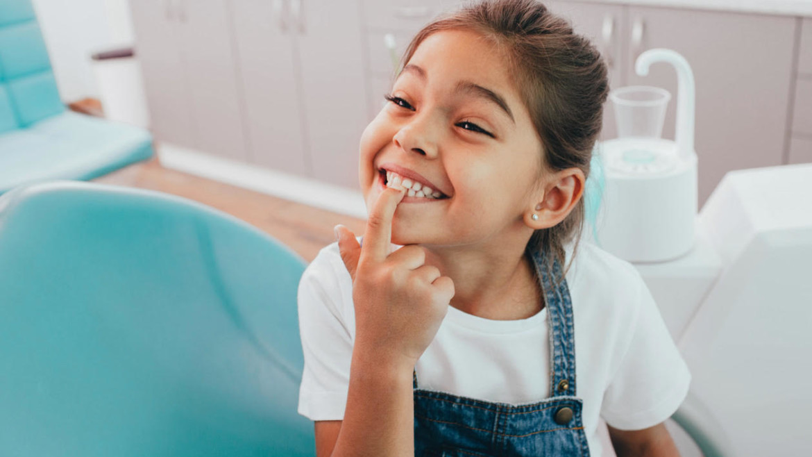 Tips From a Dentist Near Me: 4 Reasons to Schedule Your Child’s Pre-Kindergarten Dentist Visit Now